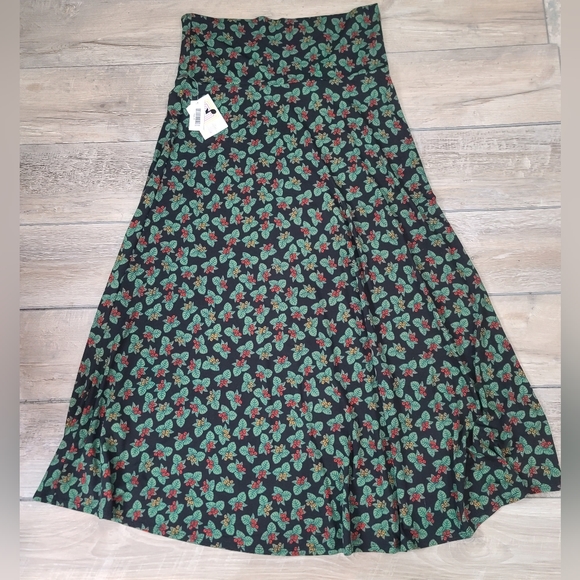 LuLaRoe Green Leaf Flower Print Soft Stretchy Maxi Skirt Size 2XL - Picture 8 of 8